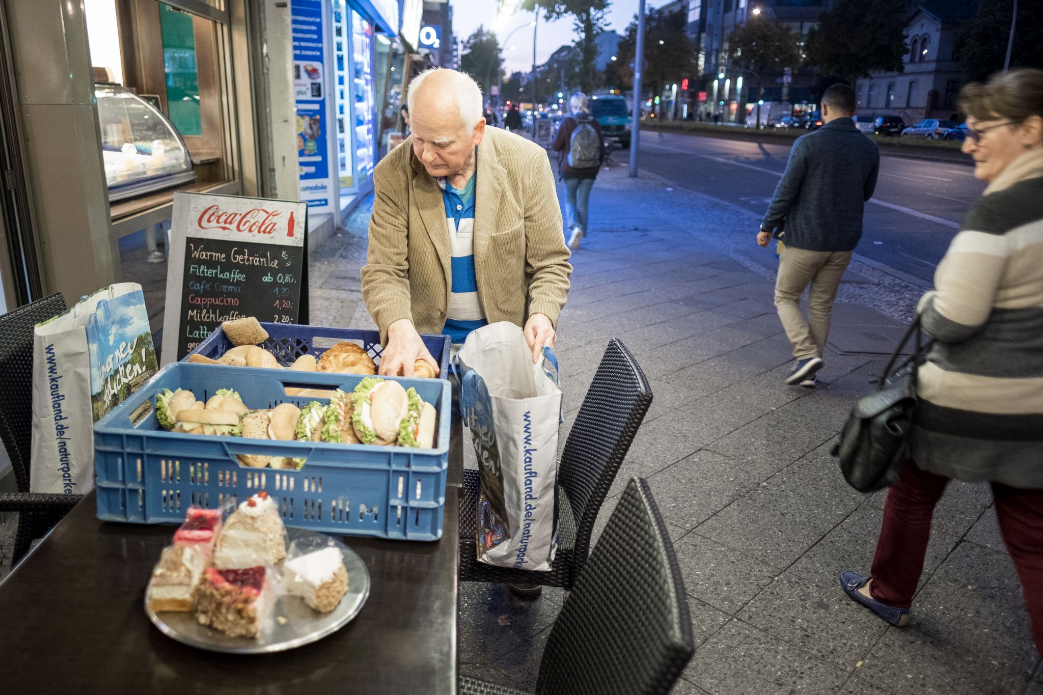 Mit 66 Jahren, Rainer Fournes-Gertz, Samariter, Dirk Opitz